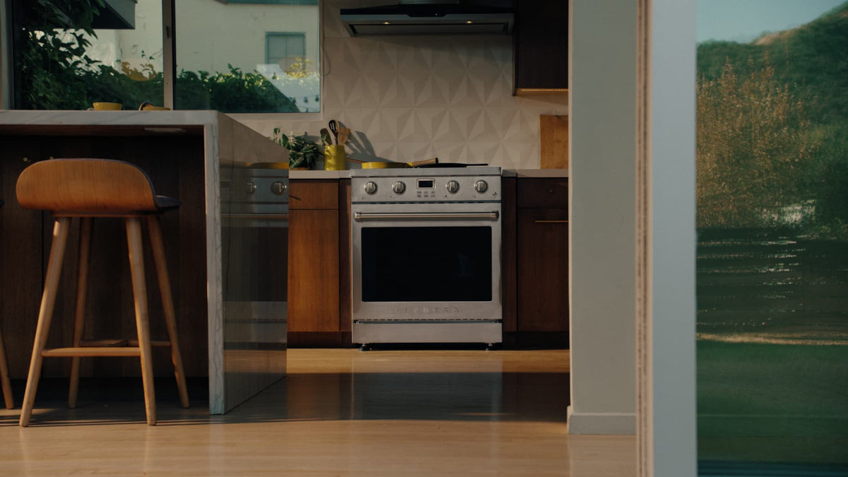Load video: The Electra Induction Stove